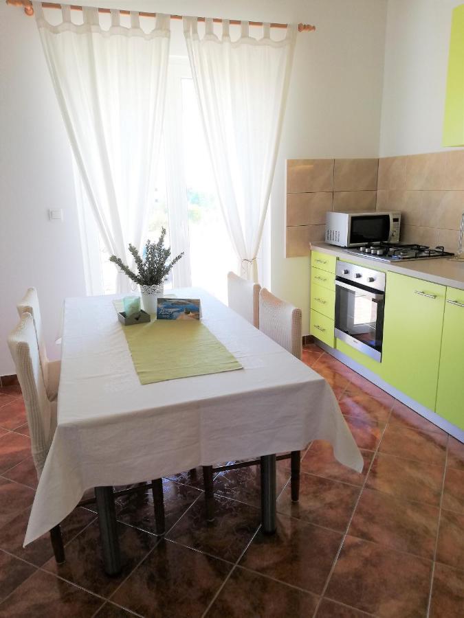 Apartment Anzotika Nin Kültér fotó