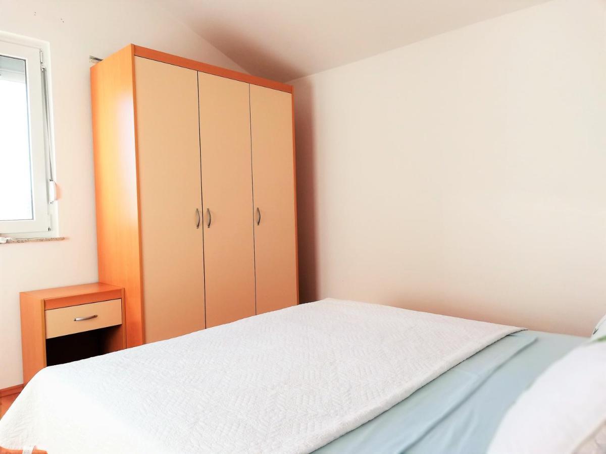 Apartment Anzotika Nin Kültér fotó