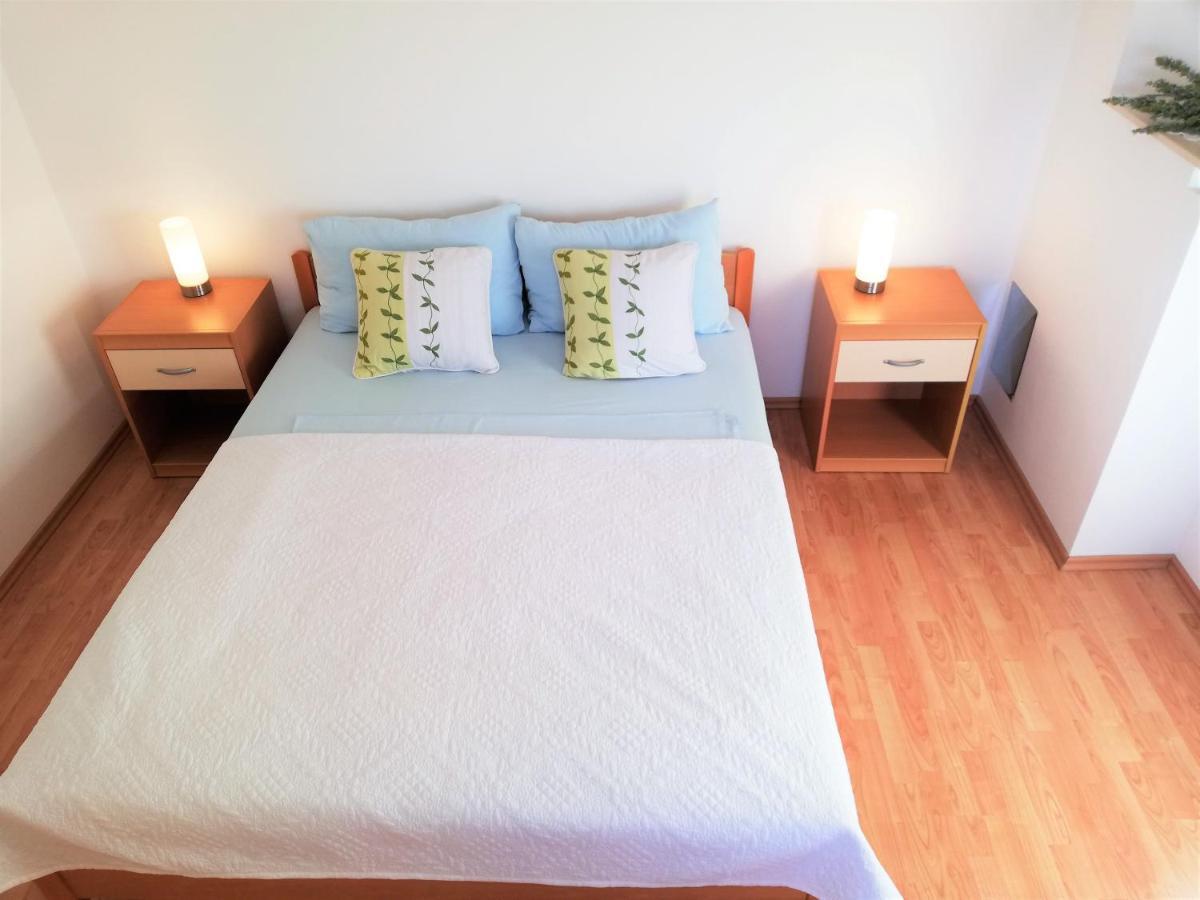 Apartment Anzotika Nin Kültér fotó